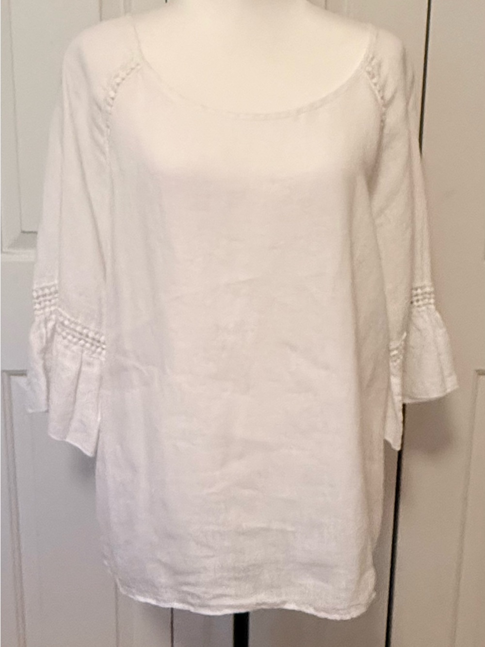 Italian White Linen Scoop-Neck Tunic with Crochet-Trim Sleeves